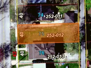 1800 S Pasfield St, Springfield, IL 62704