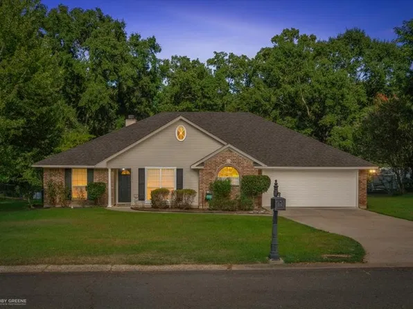 1306 Whispering Pines Dr, Minden, LA 71055
