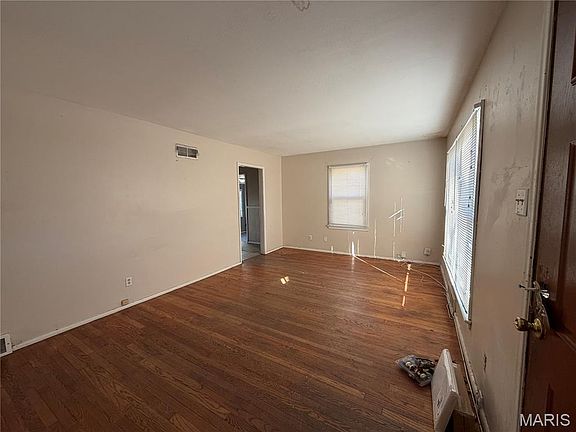 2nd image of 205 N Lafayette St