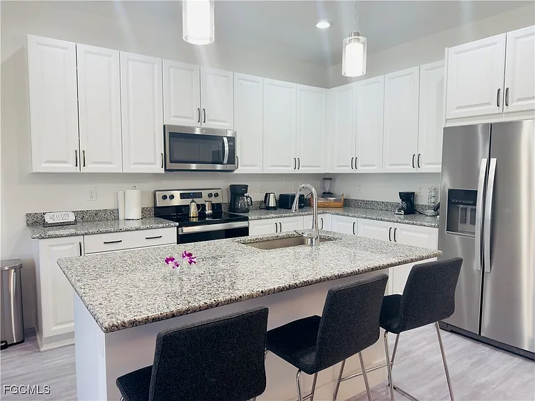 5865 Shell Cove Dr #105 — Photo 6