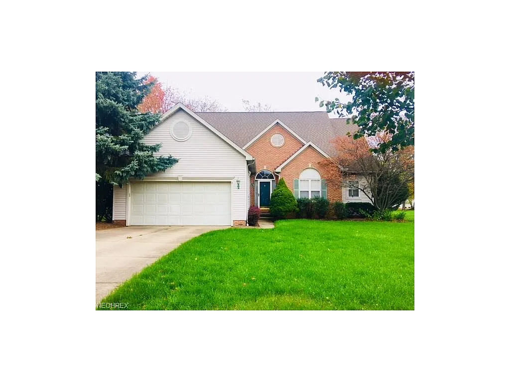 2927 Silver Maple Dr photo 1
