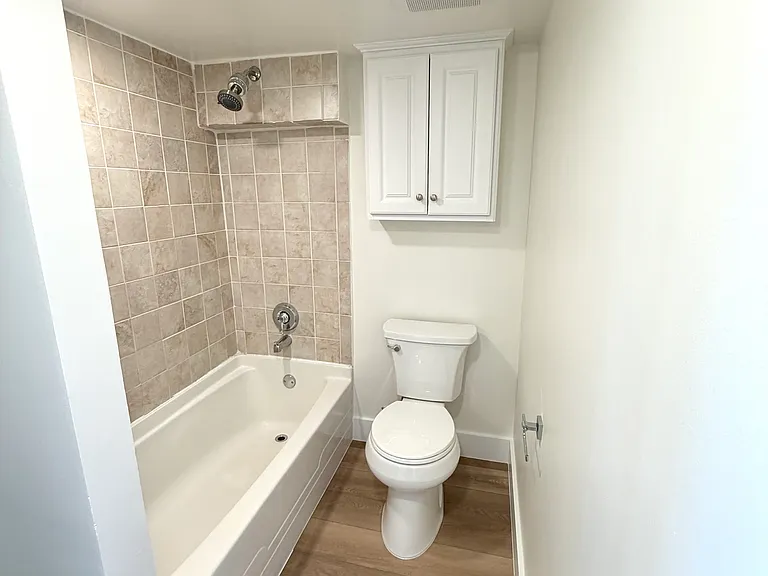 1360 Clayton St #3 — Photo 13