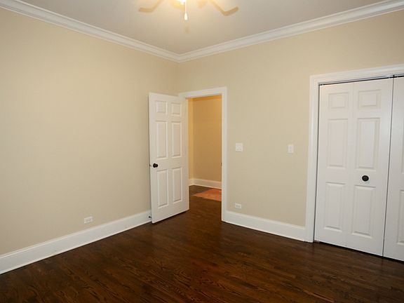 4th image of 5135 S Ingleside Ave #5143-3