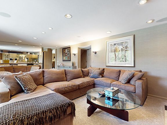 4th image of 4142 Miller Dr