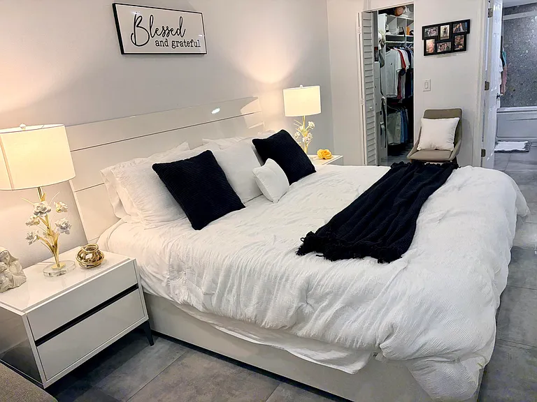 1505 N Riverside Dr #1403 — Photo 19