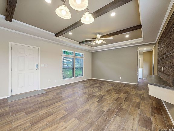 5th image of 2159 WATERFRONT PARK DR