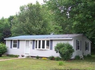 58 Lynn St, Nashua, NH 03060