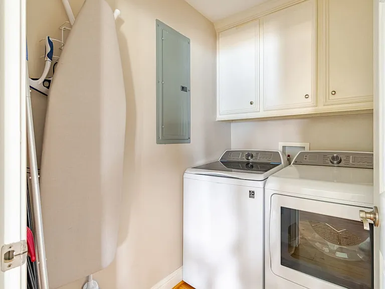 Laundry Room Cabinet