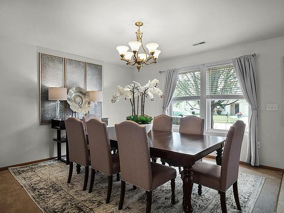 5th image of 1517 Autumn Lakes Ln