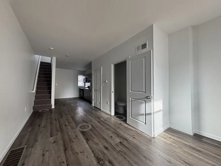 5513 Ludlow St — Photo 7