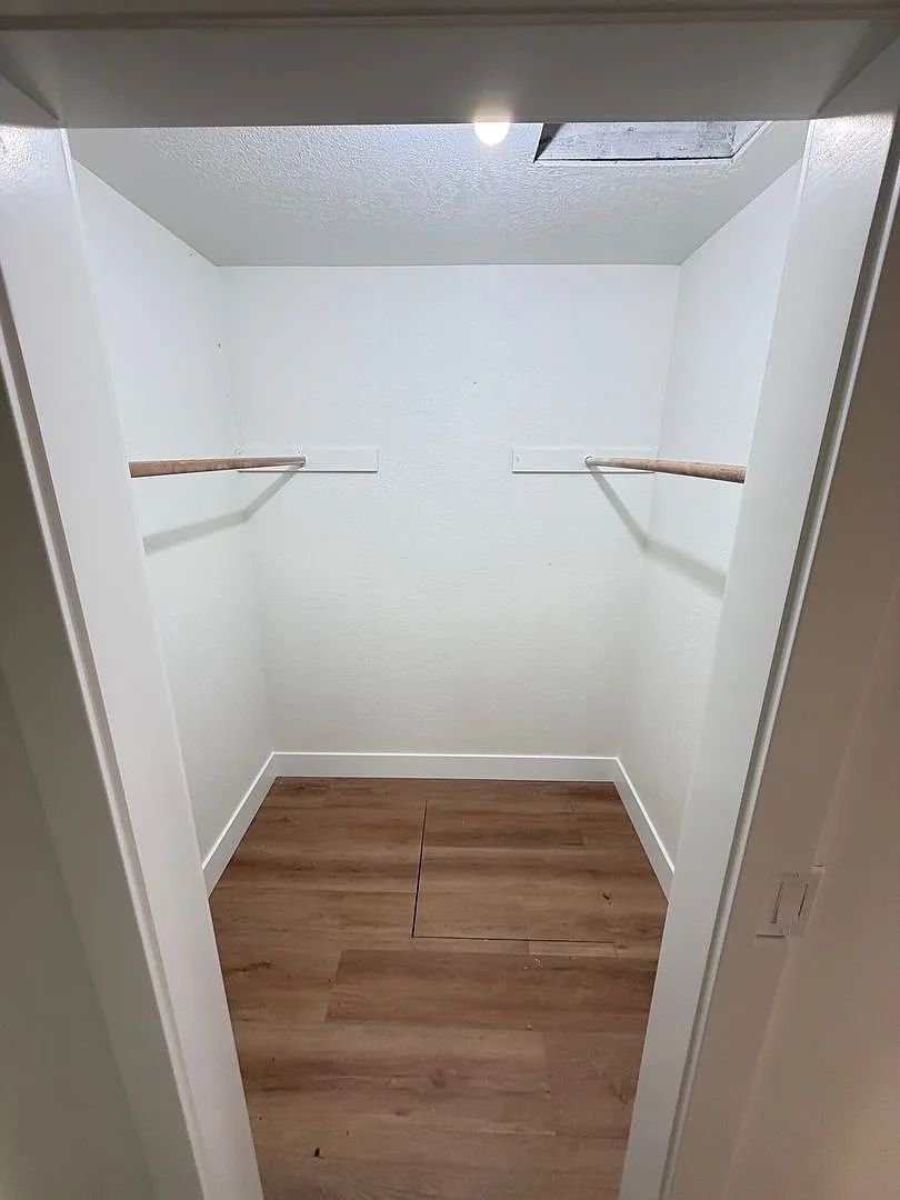 Newly Remodeled 3 Bedroom! — Photo 4