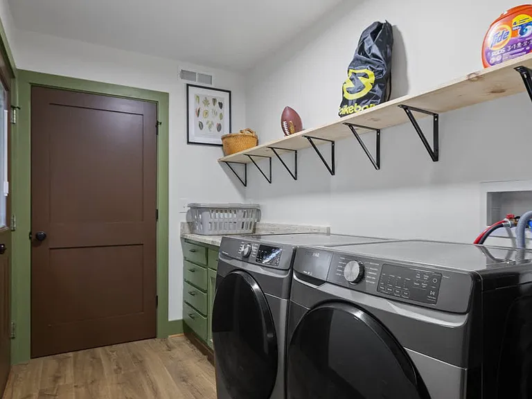 Laundry Room Cabinet