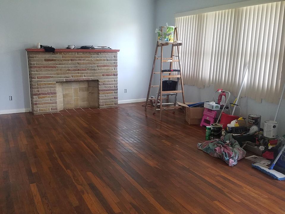 1st image of 127 Linmar Ave