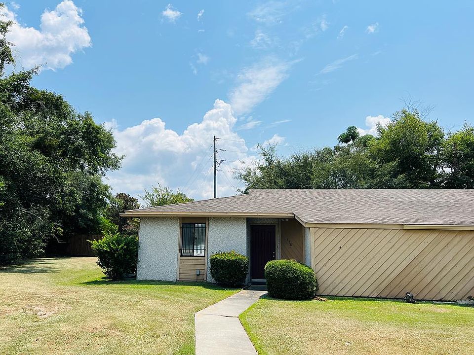 1st image of 526 Heritage Pl