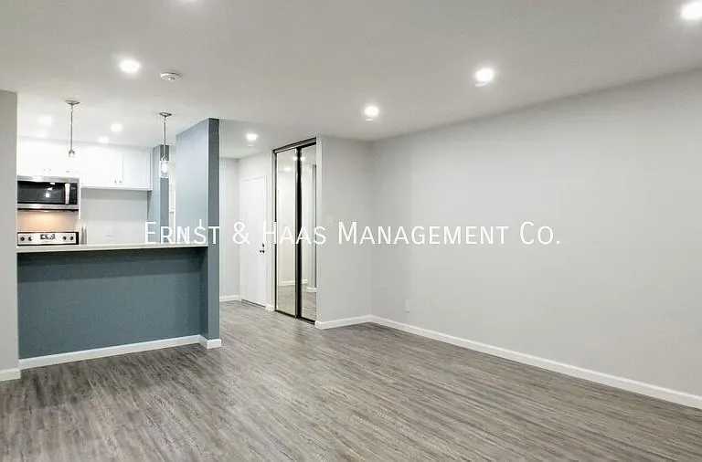 7890 E Spring St #4Q — Photo 5