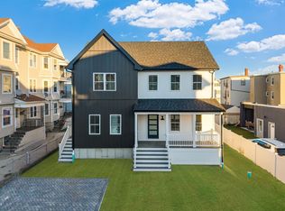 138 18th St, Fall River, MA 02723