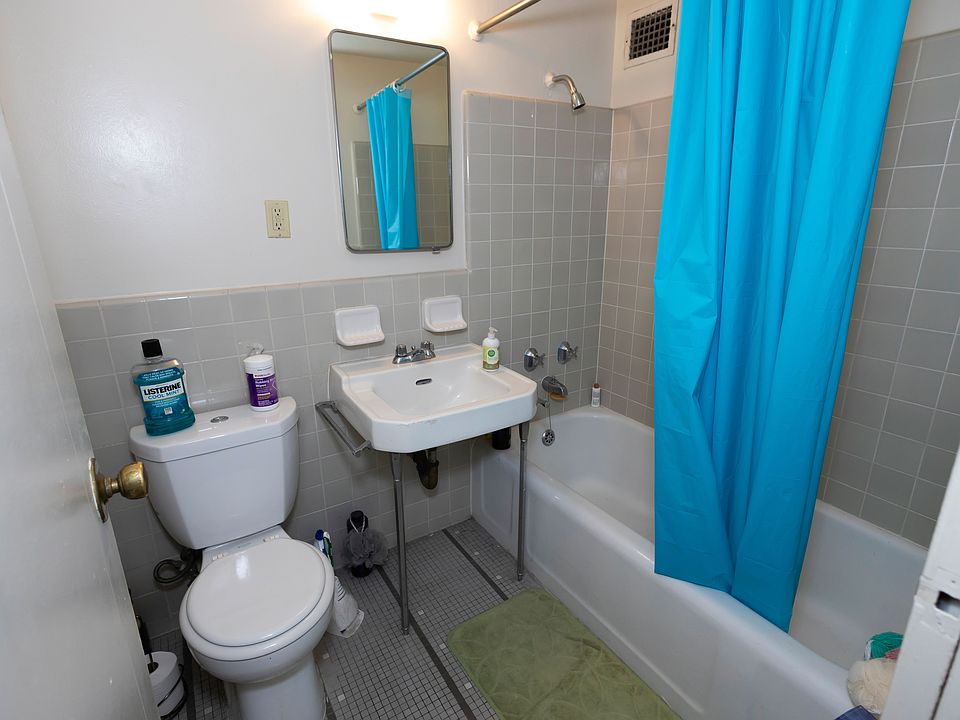 1st image of 510 S Burnside Ave APT 10D