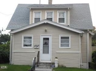 91 Summit St, Bridgeport, CT 06606