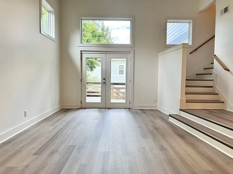 5706 Burgess Ave — Photo 13