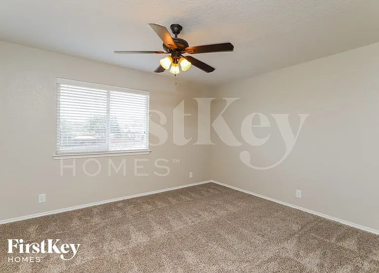 9803 Wolff Run — Photo 9