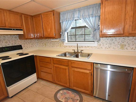 5th image of 8230 SE 73rd Ln