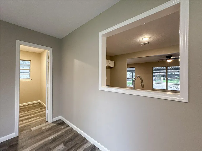 7710 Claiborne St — Photo 26