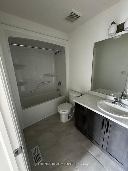 Pelham Townhouse for rent - 3 Bedrooms — photo 17