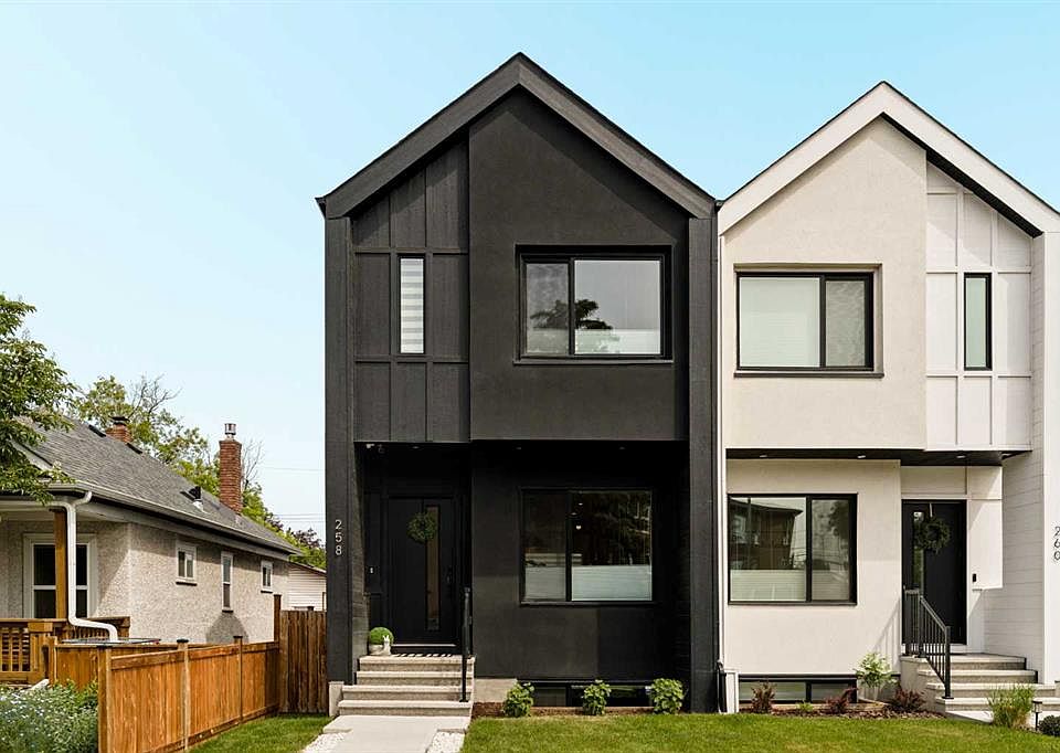 1st image of 258 SE 17th Ave NE
