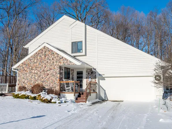 N81W13612 Wedge COURT, Menomonee Falls, WI 53051