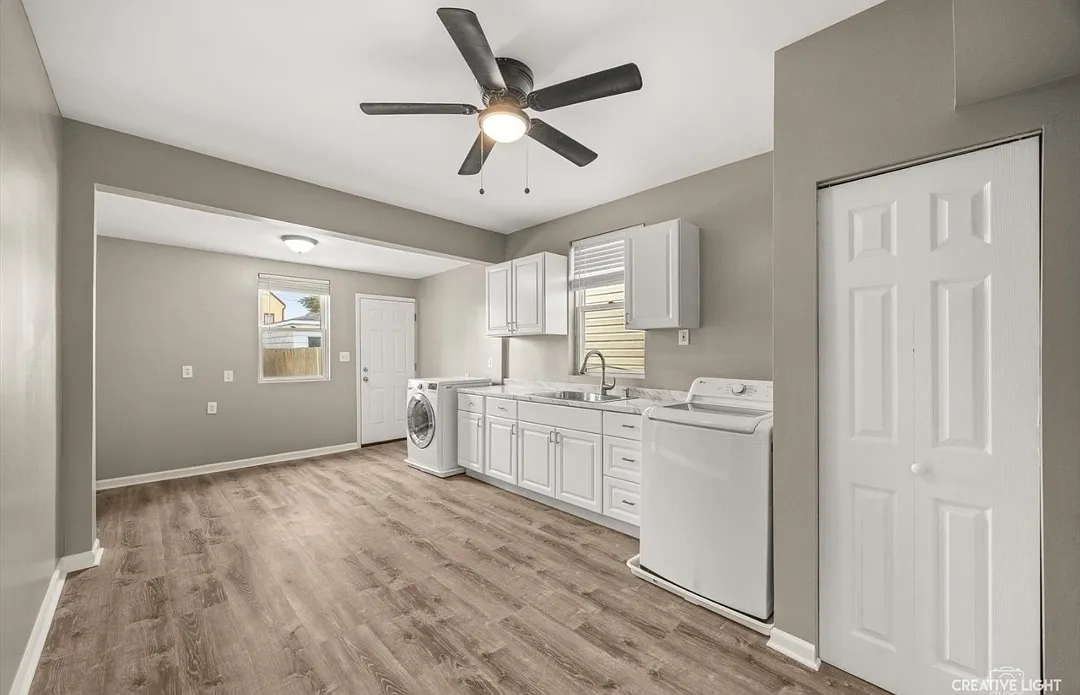 2 bed, 1040 sqft, $1,700 — Photo 4