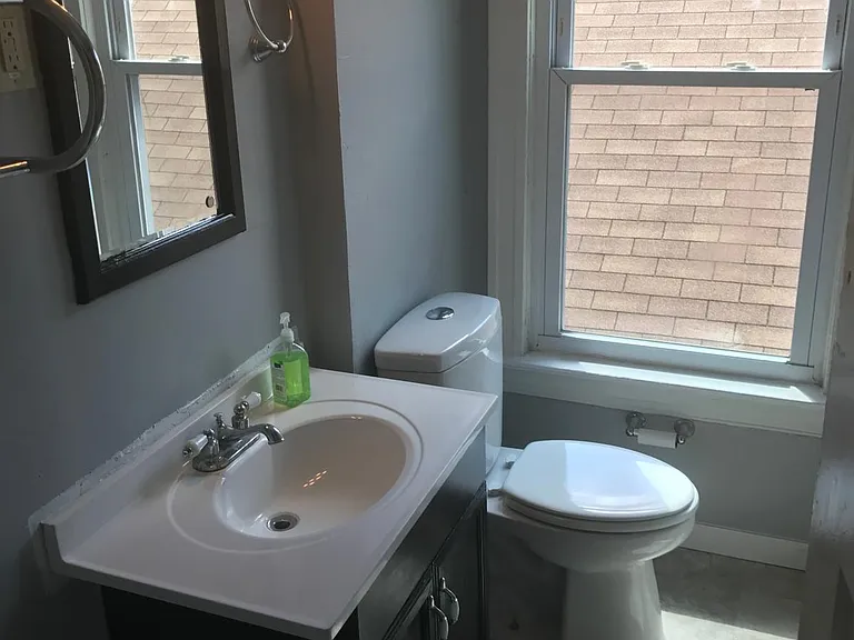6521 Crest Ave — Photo 3