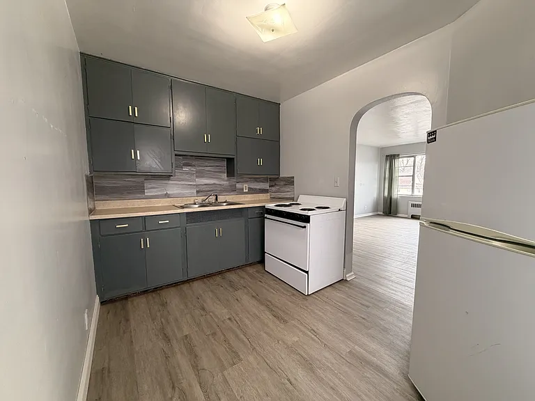 417 N Dixie Way #2 — Photo 12