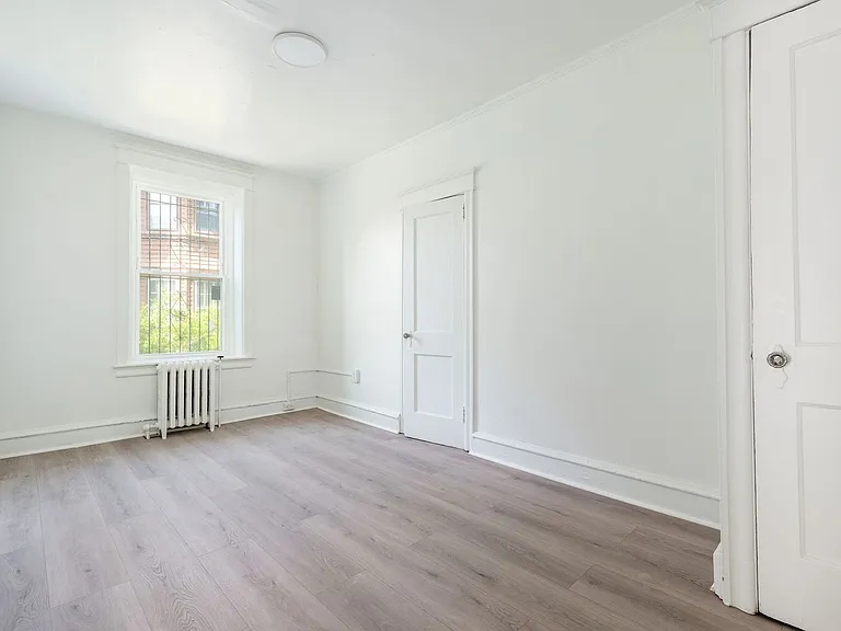 Belmont Place — Photo 104