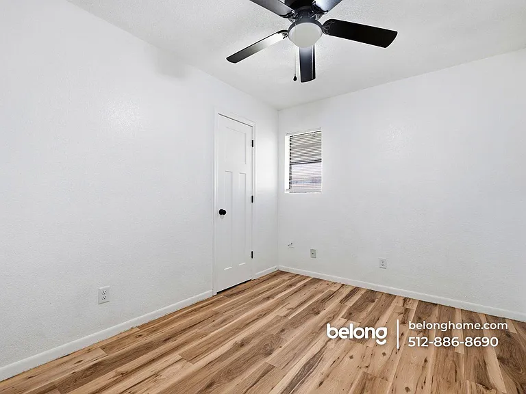 3103 Honeysuckle Cir #B — Photo 14