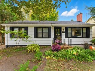 31 Academy St, Hamilton, ON L9G2X8