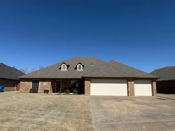 4608 Lovell Ln, Enid, OK 73703