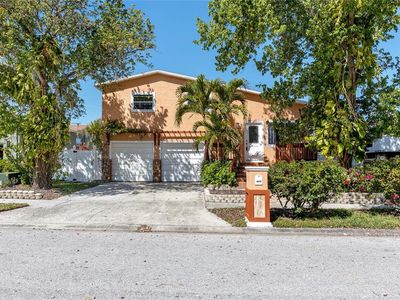 8672 Rue Chateaux Dr, Seminole, FL, 33777