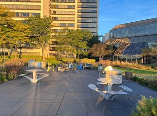 300 Riverfront Dr UNIT 16G, Detroit, MI 48226