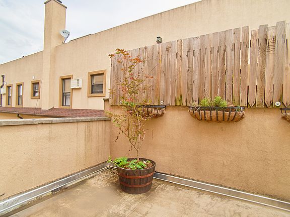 3rd image of 345 Saint Johns Pl #5Q