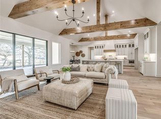 532 Old Creek Rd, Edmond, OK 73034