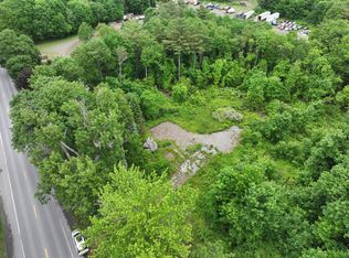 597 Riverside Dr, Augusta, ME 04330