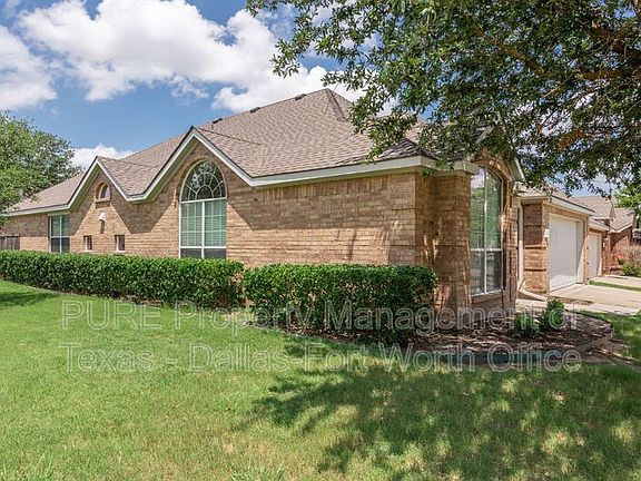 4th image of 8232 Livingston Ln
