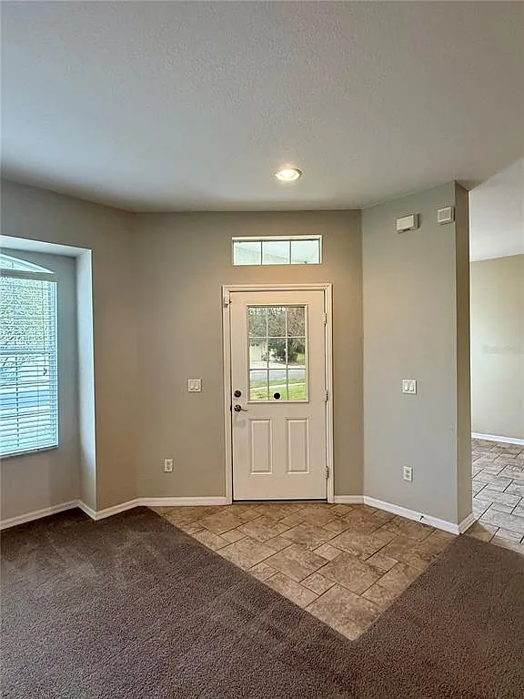 2 bed, 2.0 bath, 1525 sqft, $2,200 — Photo 2