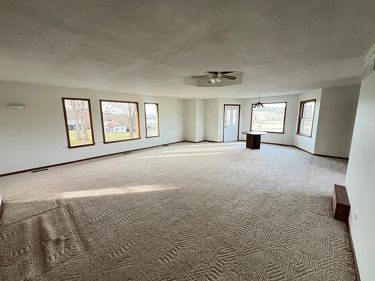 1085 W State Highway Cc — Photo 26