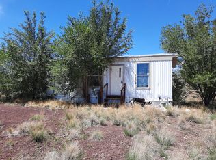46872 N 1st St, Ash Fork, AZ 86320