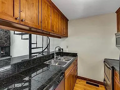 770 Southwood Blvd #3 — Photo 3