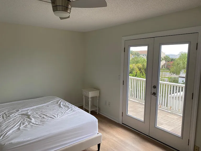 846 Mary St #B — Photo 17