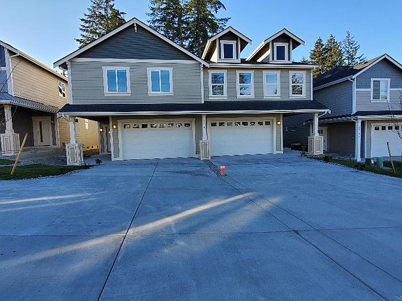 3rd image of 6914 Delaney Ln NE #2