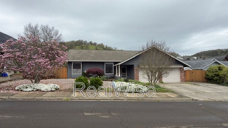 1st image of 2240 NW Cabrillo Ct