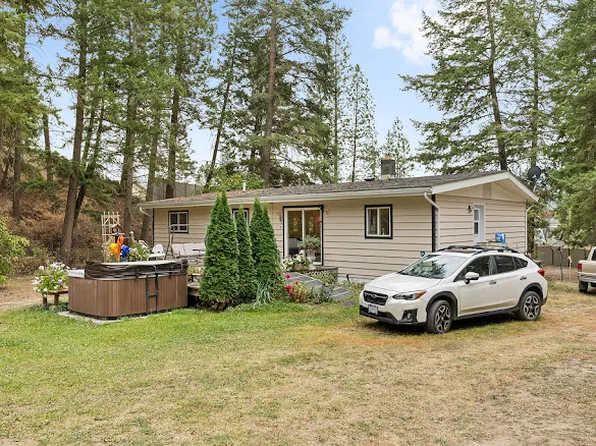 2429 Salmon River Rd, Columbia Shuswap, BC V1E 3H8